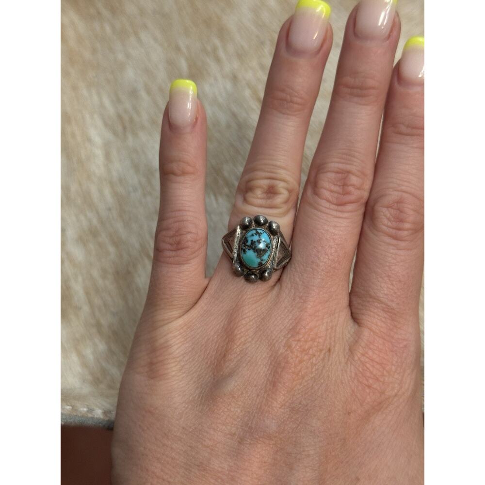 Vintage Native American Sterling Silver Turquoise Single Stone Ring Size 6